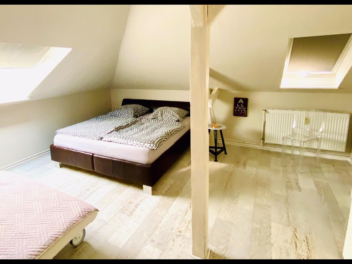 Ankerplatz Neumuenster, Parkplatz Apartment Luaran gambar