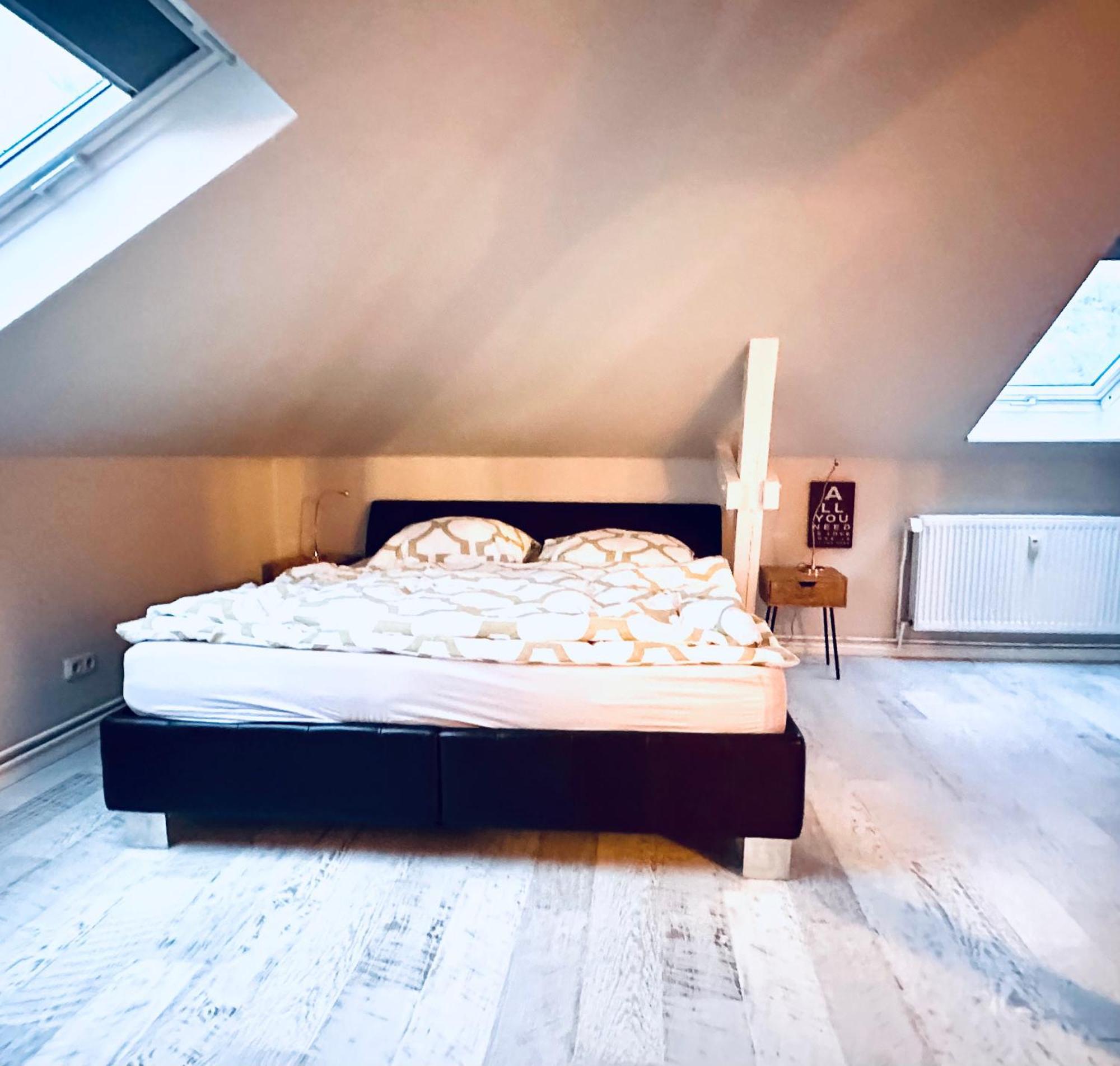 Ankerplatz Neumuenster, Parkplatz Apartment Luaran gambar